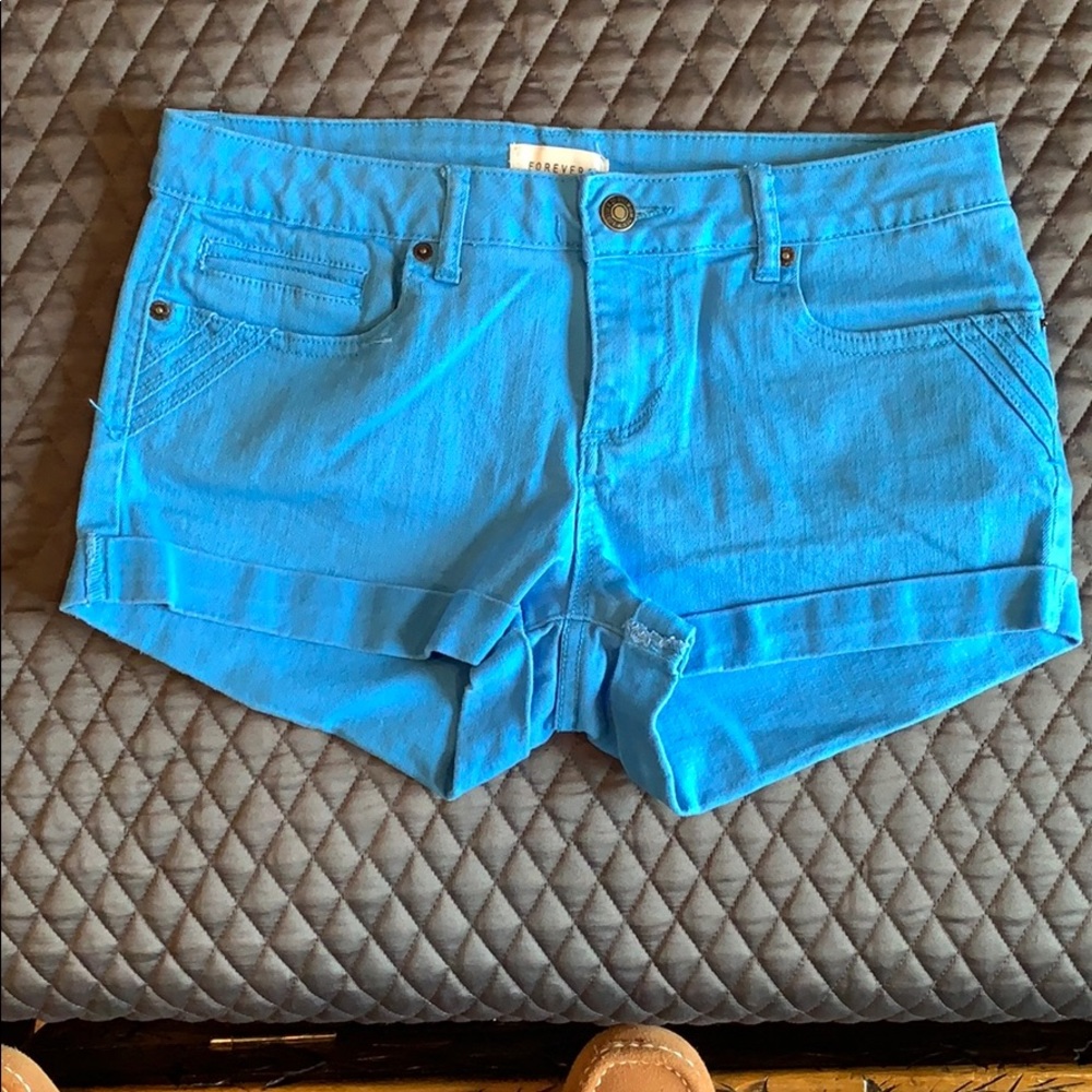 Forever 21 shorts size 28